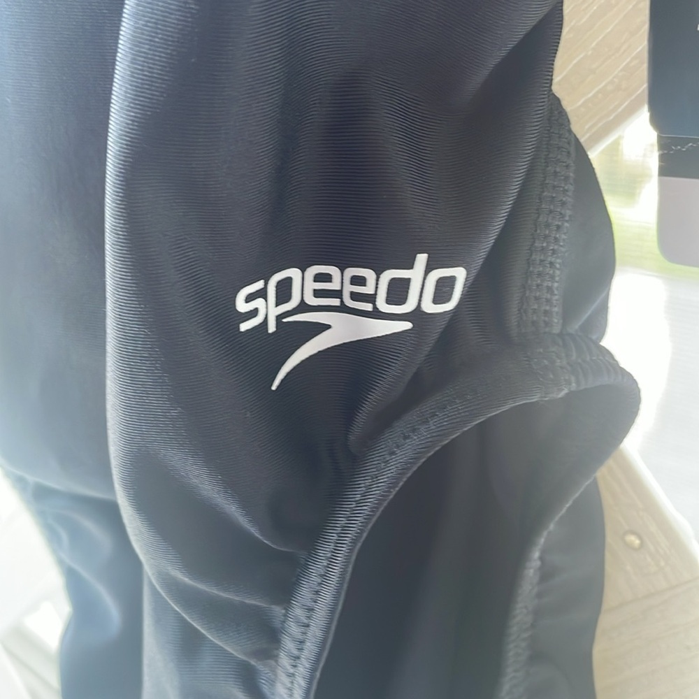 Speedo ‘ProLT’ Solid One-Piece - Picture 8 of 15